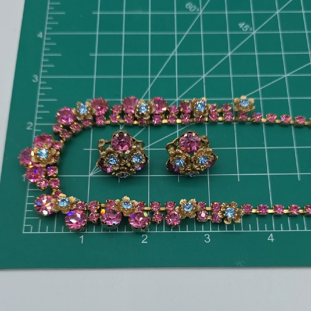 Elegant Pink and Blue Floral Necklace and Earring Set